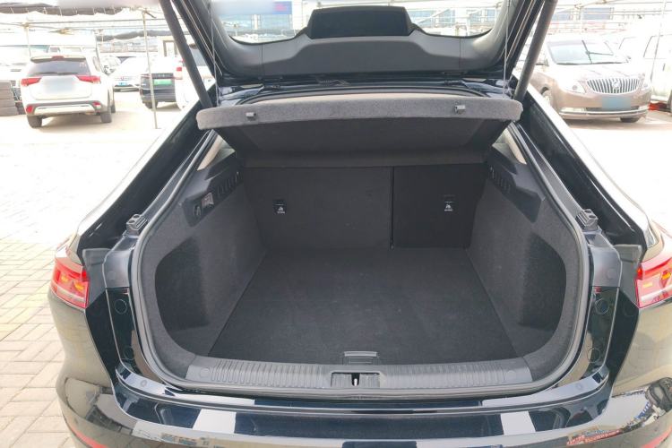 Used Bestune B70 2024 Fourth Generation 2.0T Lingyu Version Trunk
