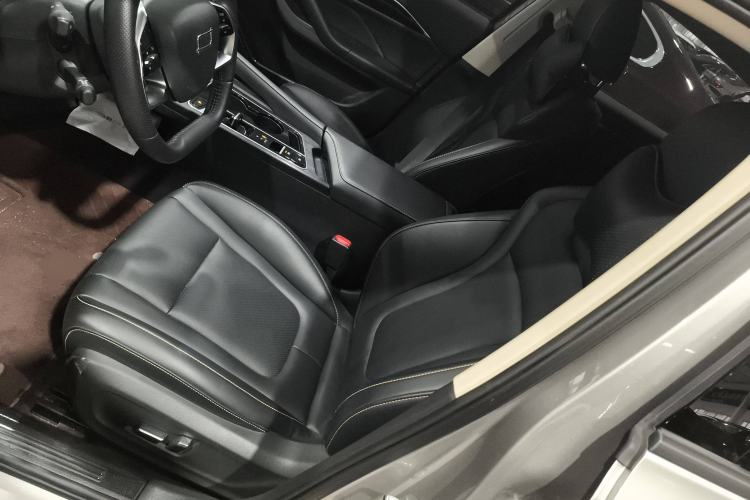 Used Bestune B70 2024 Dragon Edition 1.5T Leading Model Left Front Seat