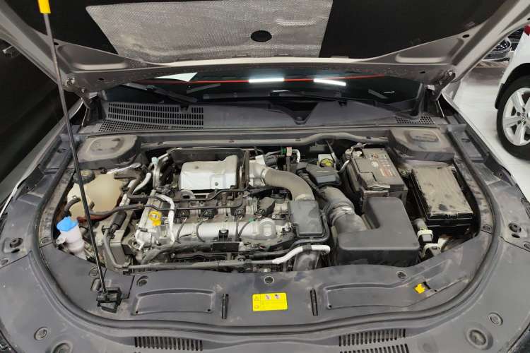 Used Bestune B70 2024 Fourth Generation 2.0T Lingyu Version Engine Bay