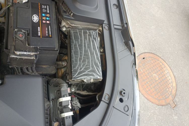 Used Bestune B70 2024 Dragon Edition 1.5T Leading Model Engine Bay Left