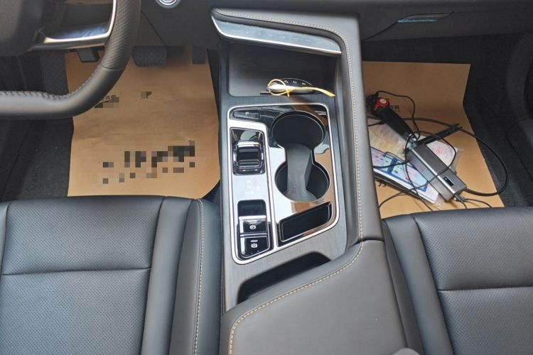 Used Bestune B70 2024 Dragon Edition 1.5T Leading Model Gear Lever