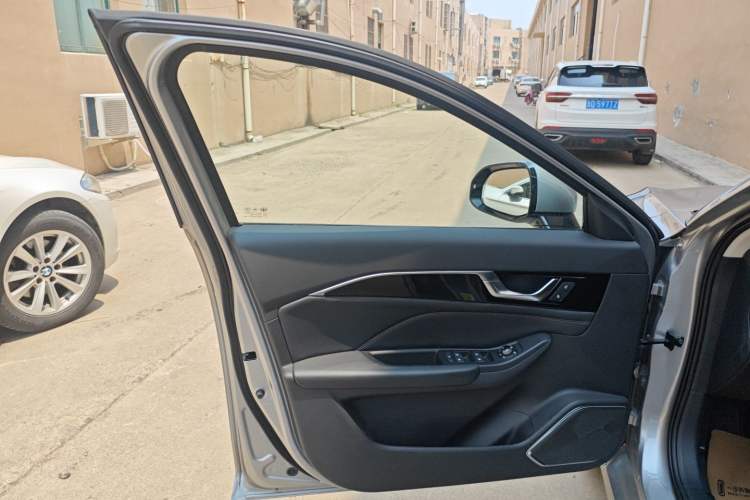 Used Bestune B70 2024 Dragon Edition 1.5T Leading Model Interior 7