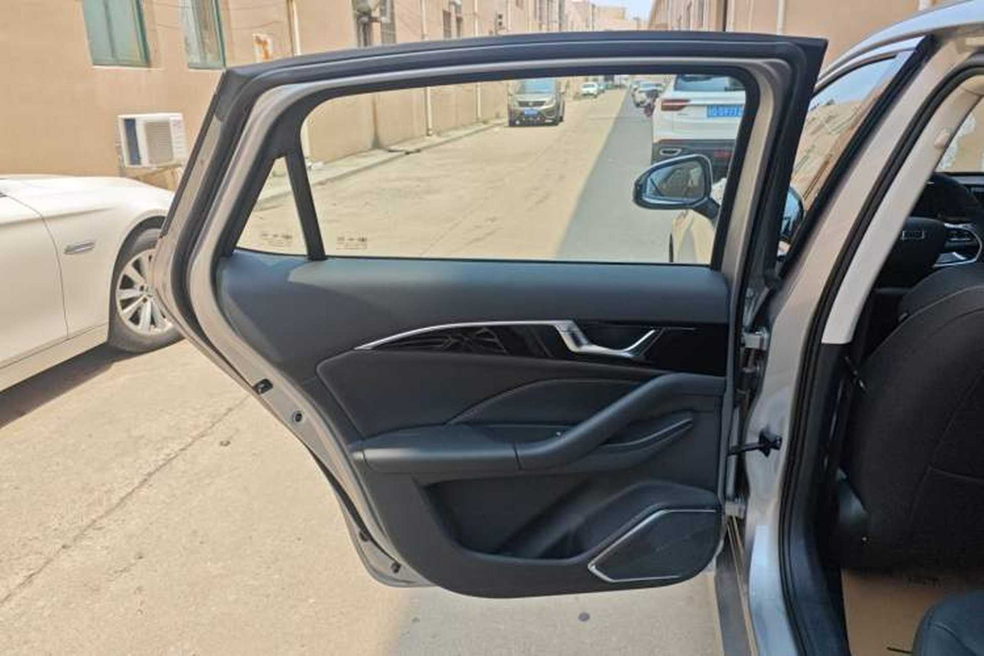Used Bestune B70 2024 Dragon Edition 1.5T Leading Model Interior 8
