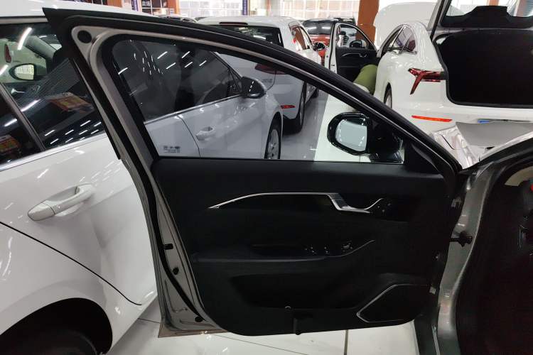 Used Bestune B70 2024 Fourth Generation 2.0T Lingyu Version Left Front Door Interior