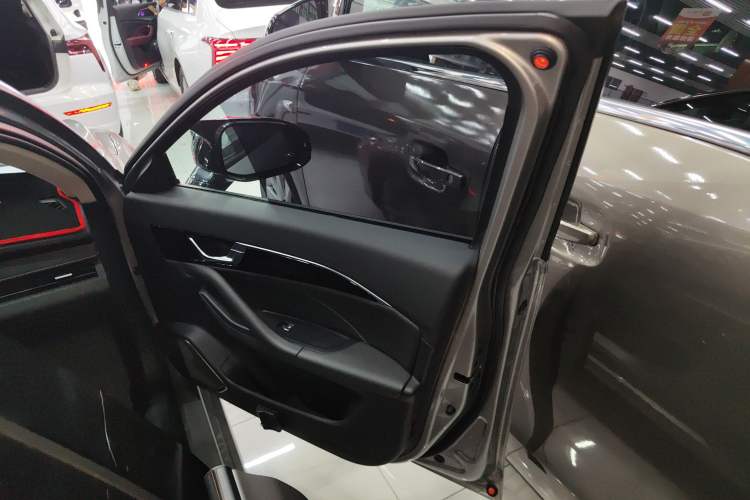 Used Bestune B70 2024 Fourth Generation 2.0T Lingyu Version Right Front Door Interior