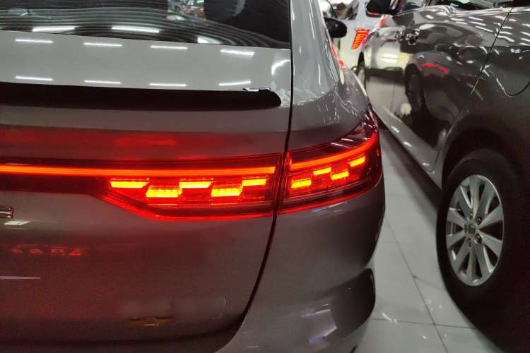 Used Bestune B70 2024 Fourth Generation 2.0T Lingyu Version Right Rear Taillight
