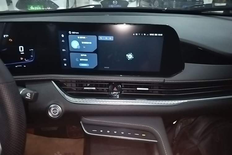 Used Bestune B70 2024 Dragon Edition 1.5T Leading Model Audio And AC Panel