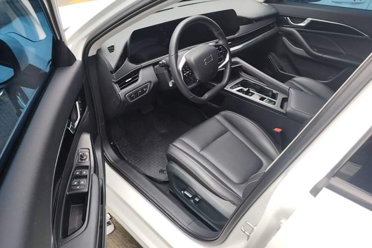 Used Bestune B70 2024 Fourth Generation 2.0T Lingyu Version Driver Seat