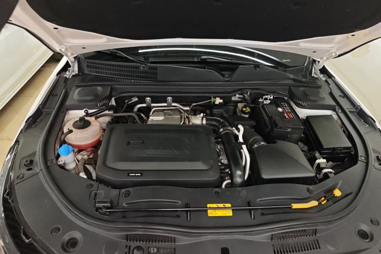 Used Bestune B70 2024 Dragon Edition 1.5T Leading Model Engine Bay