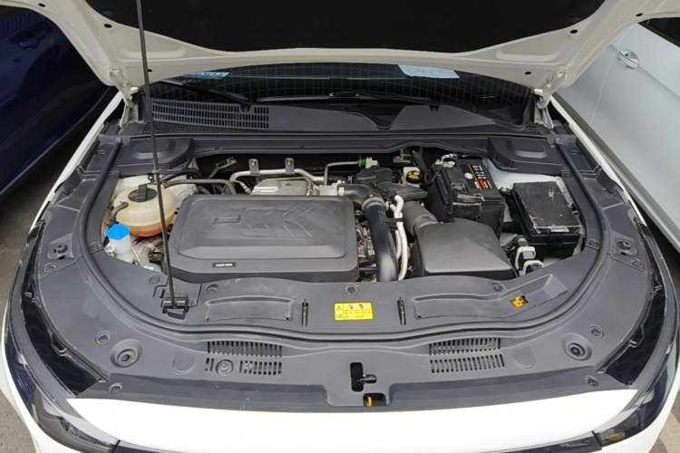 Used Bestune B70 2024 Dragon Edition 1.5T Leading Model Engine Bay