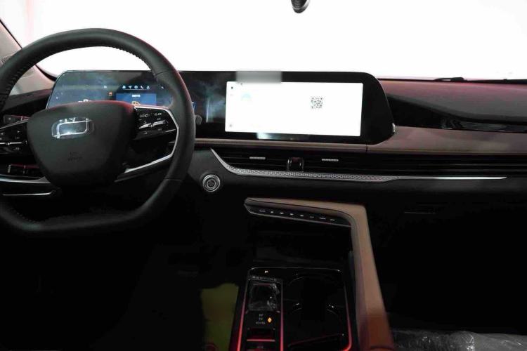 Used Bestune B70 2024 Dragon Edition 1.5T Leading Model Interior 3