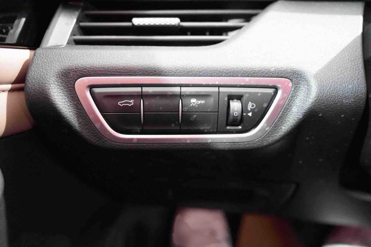 Used Bestune B70 2024 Dragon Edition 1.5T Leading Model Interior 9