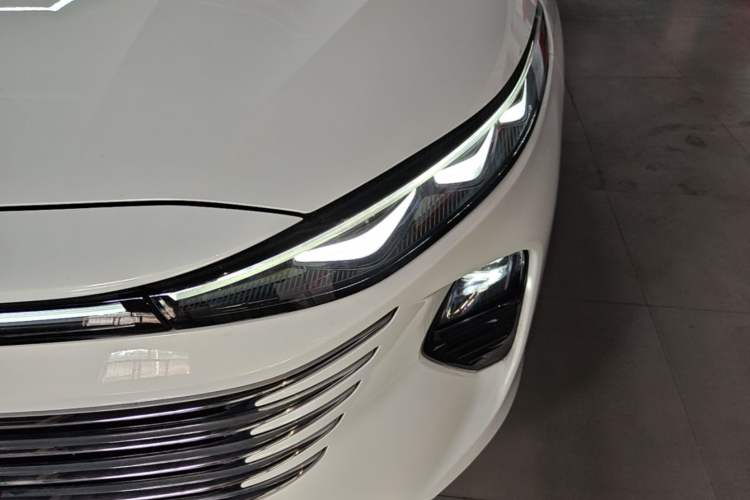Used Bestune B70 2024 Dragon Edition 1.5T Leading Model Left Front Headlight