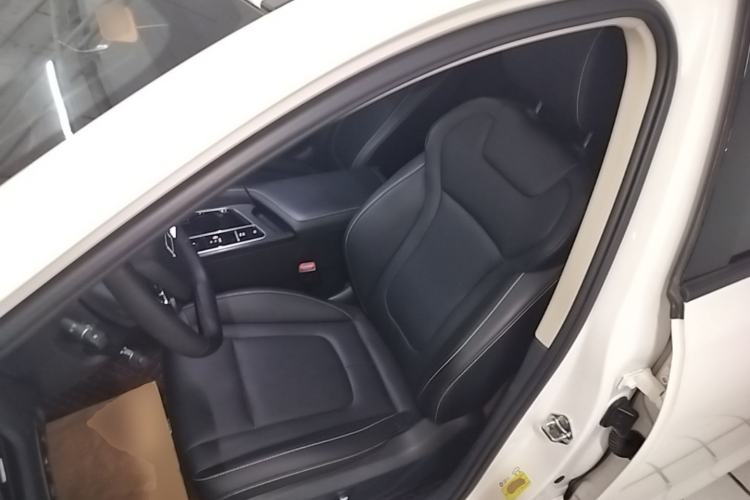 Used Bestune B70 2024 Dragon Edition 1.5T Leading Model Left Front Seat