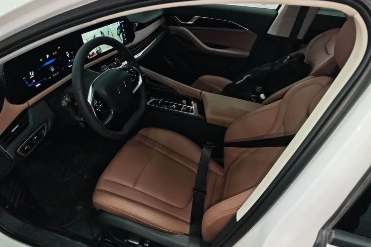 Used Bestune B70 2024 Dragon Edition 1.5T Leading Model Left Front Seat