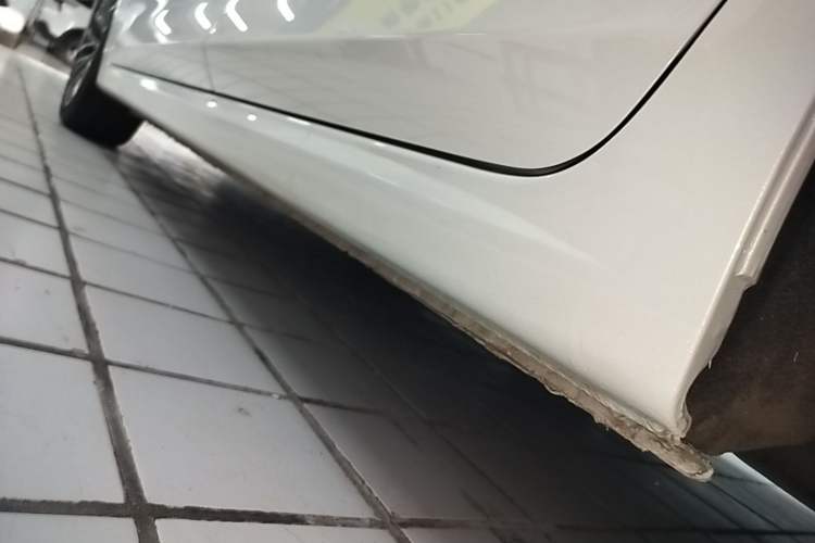 Used Bestune B70 2024 Dragon Edition 1.5T Leading Model Left Side Sill
