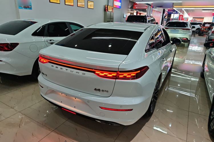 Used Bestune B70 2024 Dragon Edition 1.5T Leading Model Rear Right 45 Deg