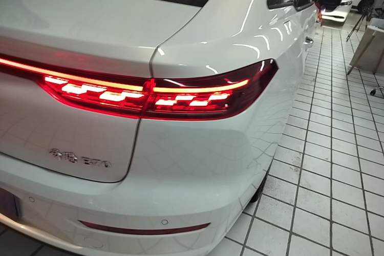 Used Bestune B70 2024 Dragon Edition 1.5T Leading Model Right Rear Taillight