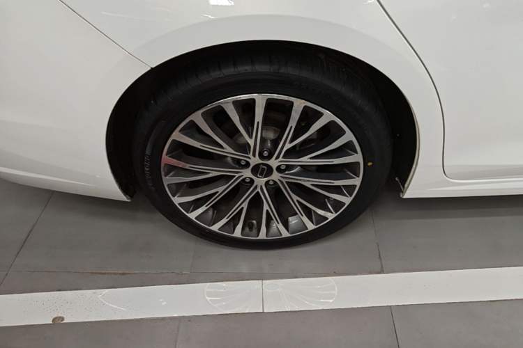 Used Bestune B70 2024 Dragon Edition 1.5T Leading Model Right Rear Wheel Hub