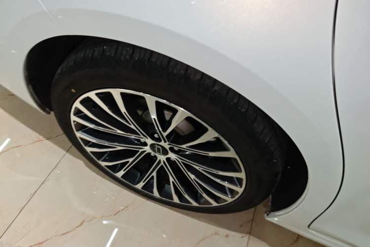 Used Bestune B70 2024 Dragon Edition 1.5T Leading Model Right Rear Wheel Hub