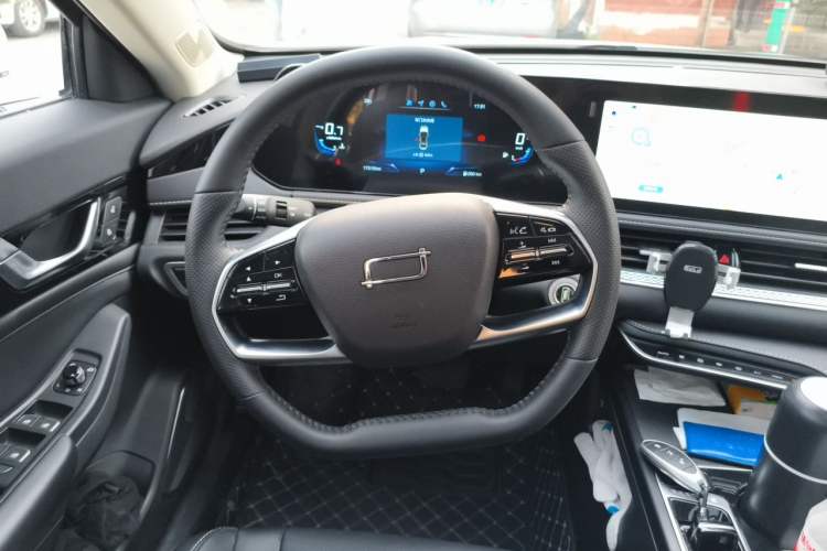 Used Bestune B70 2024 Dragon Edition 1.5T Leading Model Steering Wheel