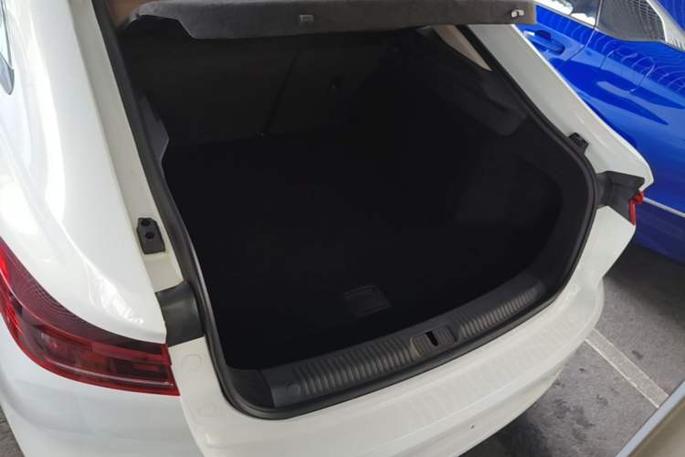 Used Bestune B70 2024 Dragon Edition 1.5T Leading Model Trunk