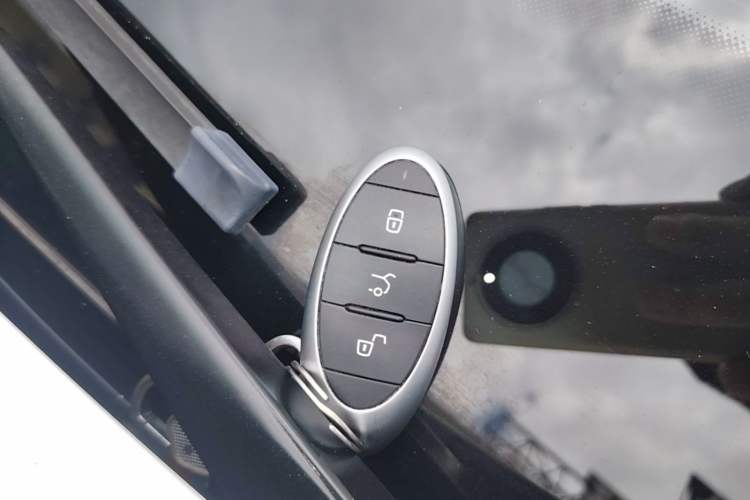 Used Bestune B70 2024 Fourth Generation 2.0T Lingyu Version Vehicle Key