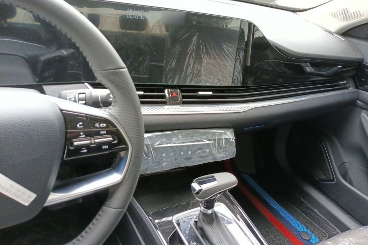 Used Bestune B70 2025 Dragon Edition 1.5T Quality Enjoyment Model Audio And AC Panel