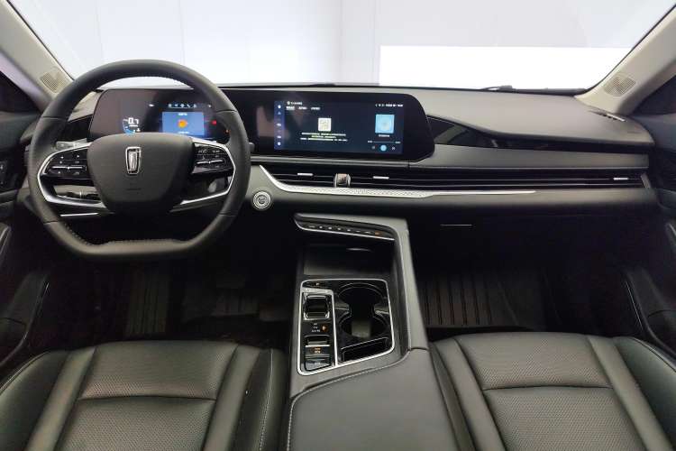 Used Bestune B70 2025 Dragon Edition 1.5T Enjoyment Model Center Console