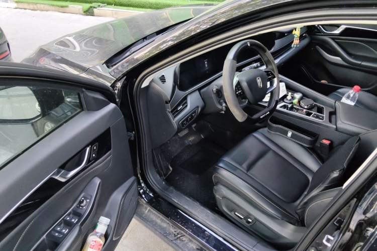 Used Bestune B70 2025 Dragon Edition 1.5T Comfort Model Driver Seat
