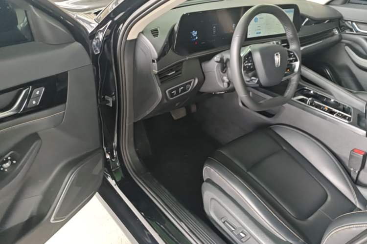 Used Bestune B70 2025 Dragon Edition 1.5T Enjoyment Model Driver Seat