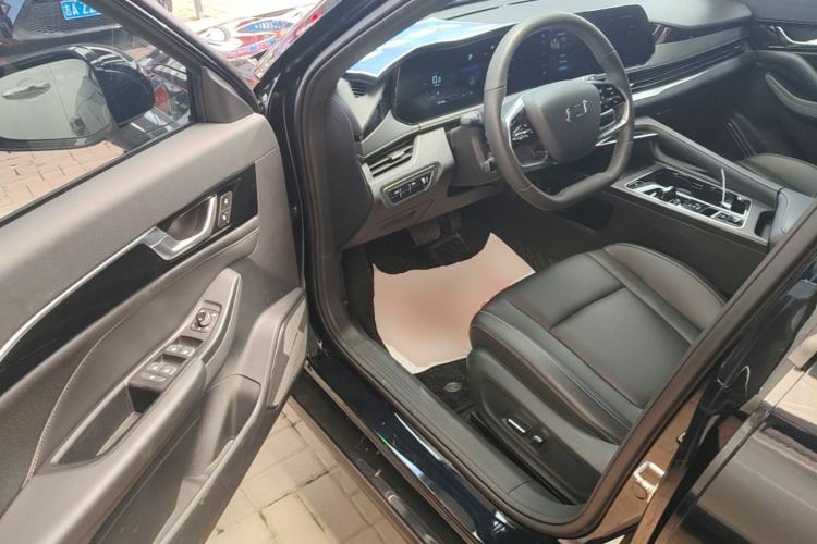 Used Bestune B70 2025 Dragon Edition 1.5T Black Knight Driver Seat