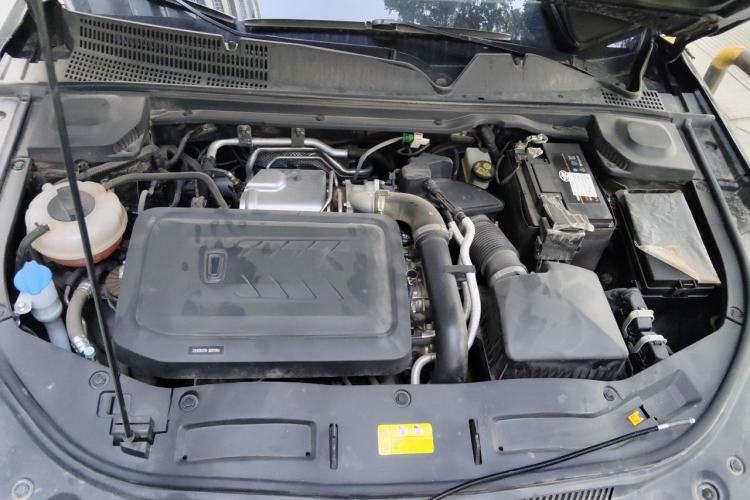 Used Bestune B70 2025 Dragon Edition 1.5T Comfort Model Engine Bay
