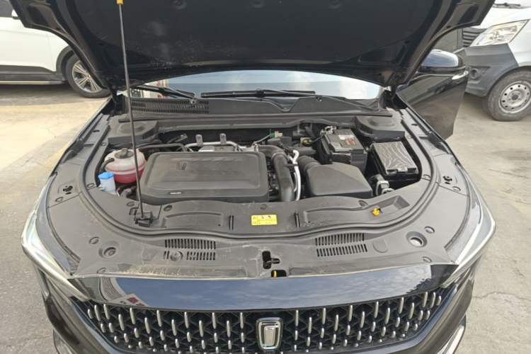 Used Bestune B70 2025 Dragon Edition 1.5T Quality Enjoyment Model Engine Bay