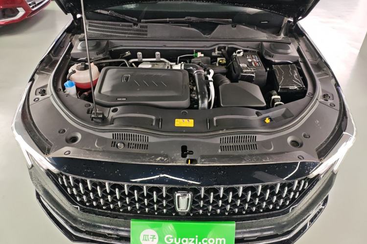 Used Bestune B70 2025 Dragon Edition 1.5T Quality Enjoyment Model Engine Bay