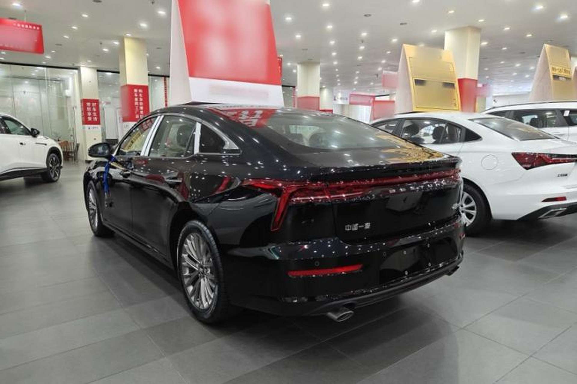 Used Bestune B70 2025 Dragon Edition 1.5T Enjoy Customization Model Exterior 3