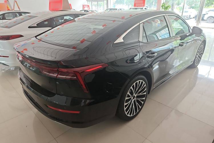 Used Bestune B70 2025 Dragon Edition 1.5T Black Knight Exterior 4
