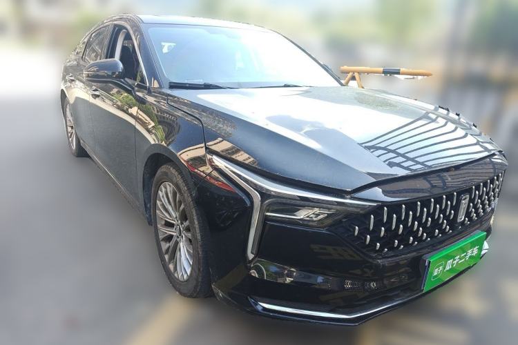 Used Bestune B70 2025 Dragon Edition 1.5T Quality Enjoyment Model Front Right 45 Deg