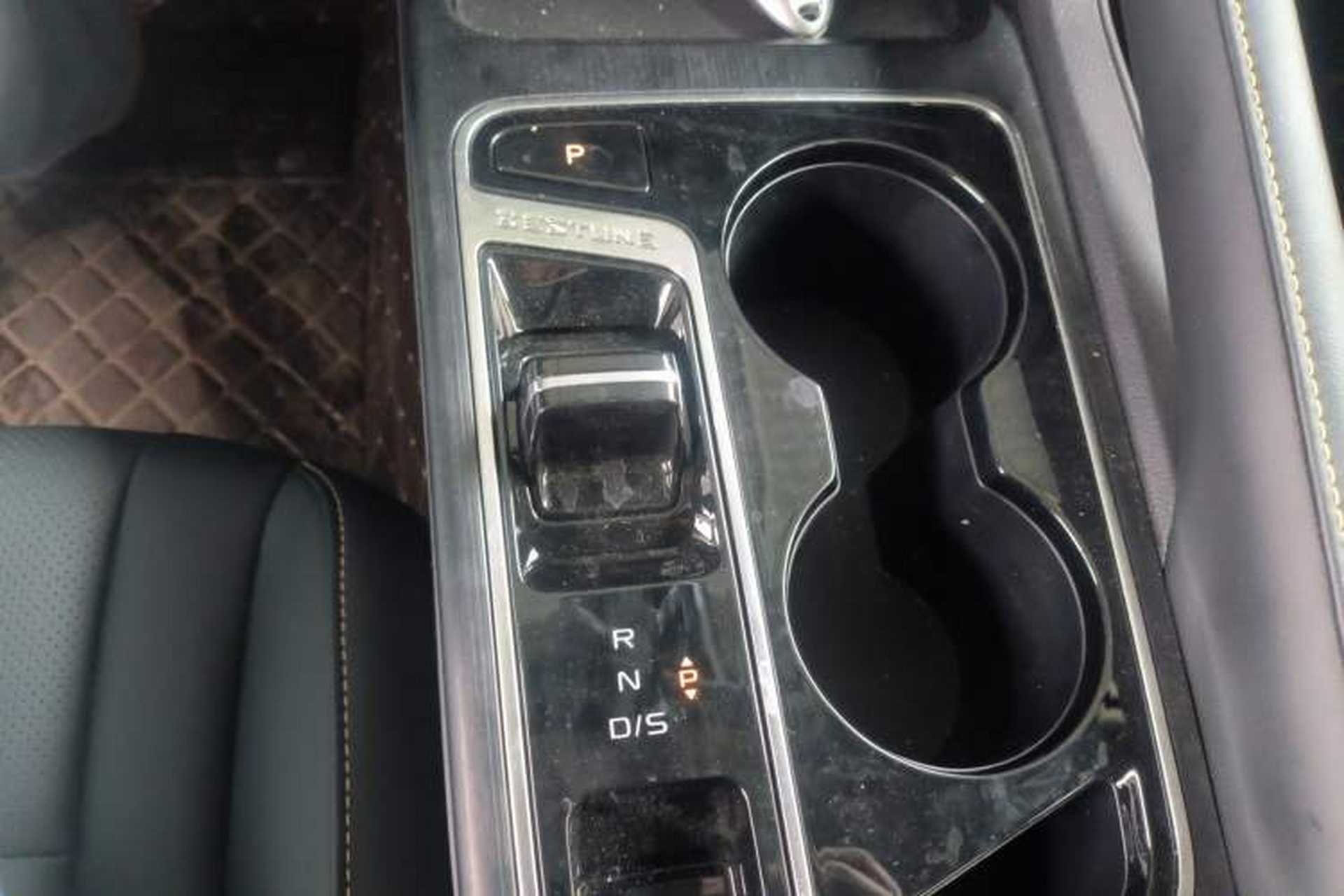 Used Bestune B70 2025 Dragon Edition 1.5T Enjoyment Model Gear Lever