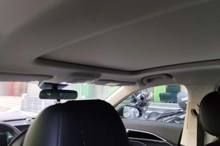 Used Bestune B70 2025 Dragon Edition 1.5T Comfort Model Headliner