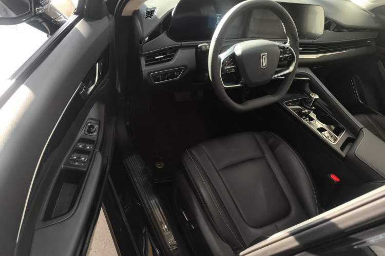 Used Bestune B70 2025 Dragon Edition 1.5T Enjoyment Model Interior 3