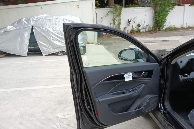 Used Bestune B70 2025 Dragon Edition 1.5T Quality Enjoyment Model Interior 6