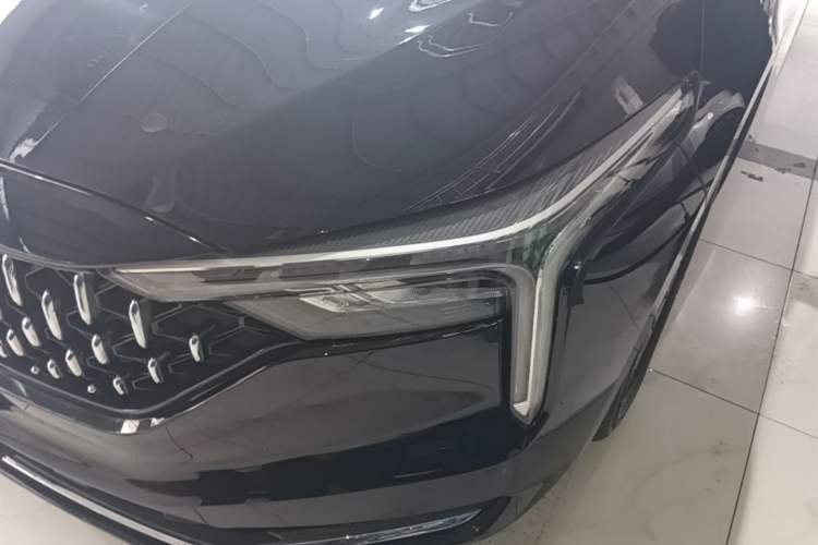 Used Bestune B70 2025 Dragon Edition 1.5T Quality Enjoyment Model Left Front Headlight