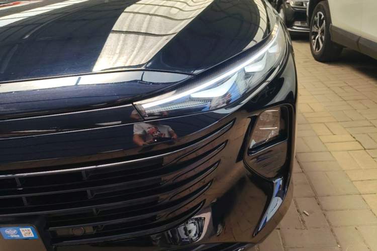 Used Bestune B70 2025 Dragon Edition 1.5T Black Knight Left Front Headlight