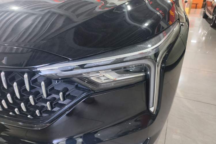 Used Bestune B70 2025 Dragon Edition 1.5T Enjoyment Model Left Front Headlight