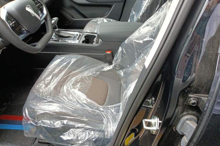 Used Bestune B70 2025 Dragon Edition 1.5T Quality Enjoyment Model Left Front Seat