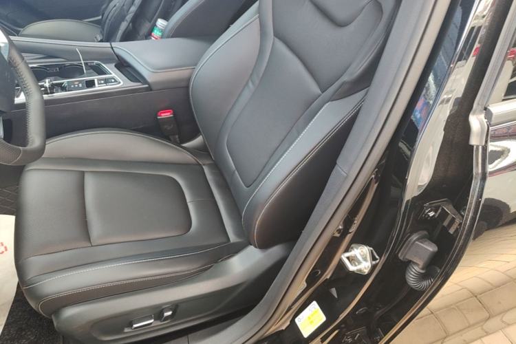 Used Bestune B70 2025 Dragon Edition 1.5T Black Knight Left Front Seat