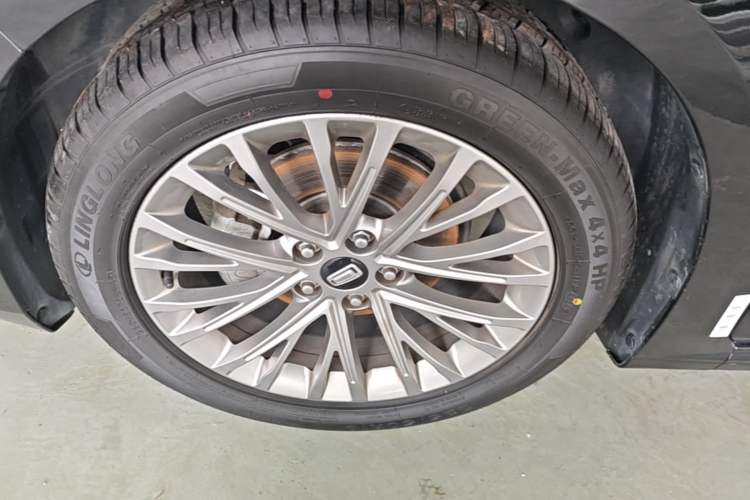 Used Bestune B70 2025 Dragon Edition 1.5T Enjoyment Model Left Front Wheel Hub