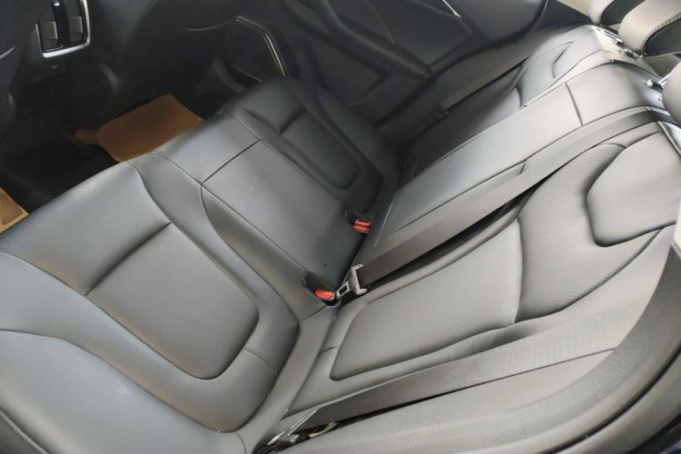 Used Bestune B70 2025 Dragon Edition 1.5T Enjoyment Model Left Rear Seat