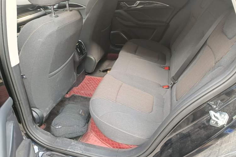 Used Bestune B70 2025 Dragon Edition 1.5T Quality Enjoyment Model Left Rear Seat